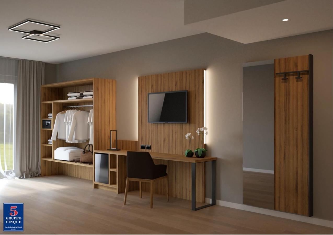 Threeland Hotel Petange Luaran gambar