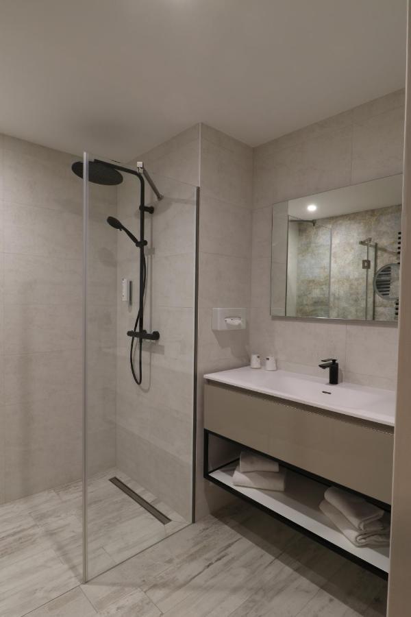 Threeland Hotel Petange Luaran gambar