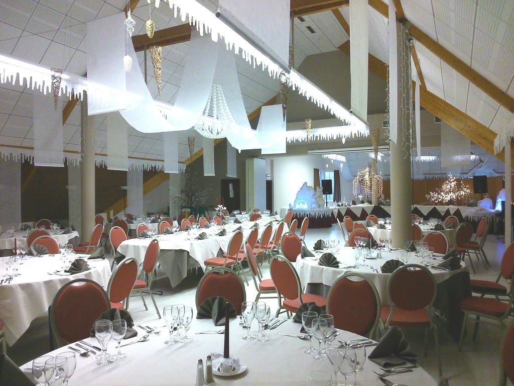 Threeland Hotel Petange Luaran gambar
